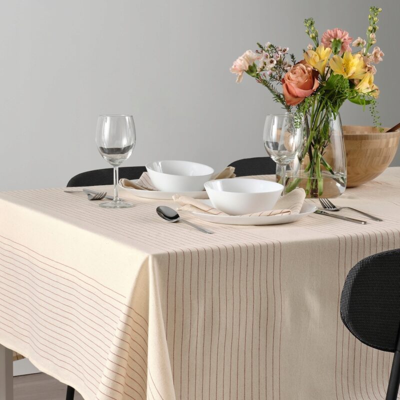 IKEA VIPPSTARR OBRUS ZE WZOREM W CZERWONE PASKI - obrazek 4