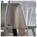 IKEA VIPPSTARR OBRUS ZE WZOREM W CZERWONE PASKI - obrazek 6
