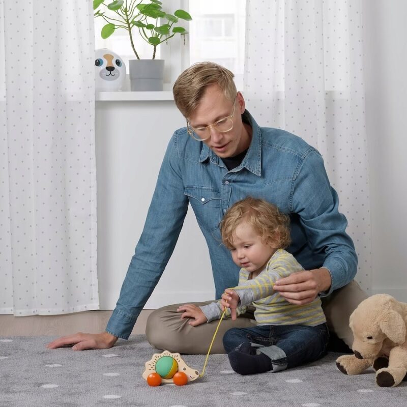IKEA UPPSTA JEŻ JEŻYK DO CIĄGNIĘCIA / GRZECHOTKA - obrazek 2