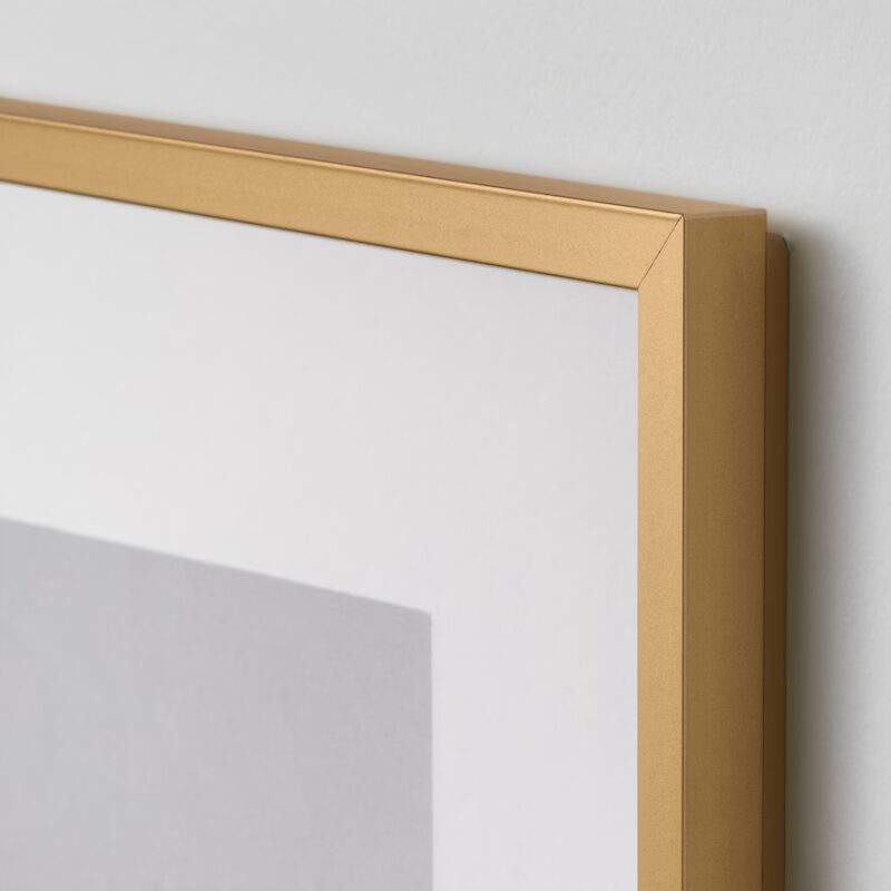IKEA LOMVIKEN RAMKA NA ZDJĘCIA W ZŁOTYM KOLORZE 13x18 CM - obrazek 2