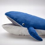 IKEA BLAVINGAD WIELORYB PŁETWAL BŁĘKITNY PLUSZ 100 - obrazek 6