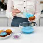 IKEA BAKGLAD ŁOPATKA GUMOWA SILIKON 26cm niebieska - obrazek 3