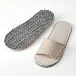 IKEA SKOVELSJON KAPCIE DOMOWE BEŻOWE L/XL - obrazek 2