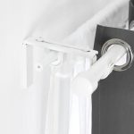 UCHWYT NA DRĄŻEK DO ZASŁONY BIAŁY BETYDLIG IKEA - obrazek 2